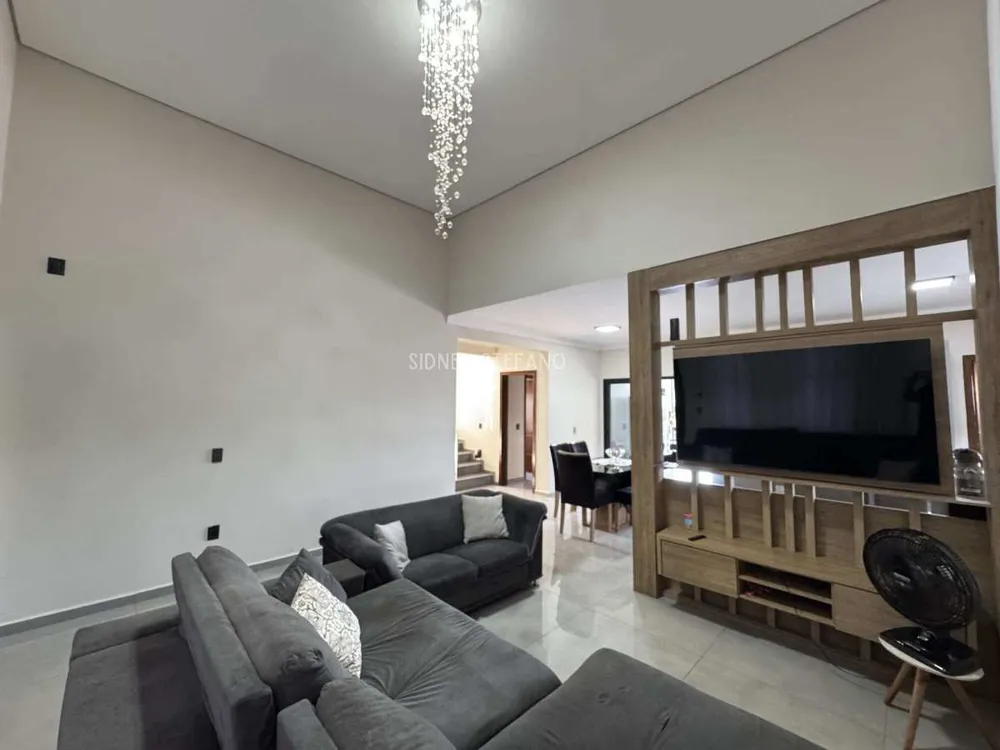 Casa, 4 quartos, 215 m² - Foto 3