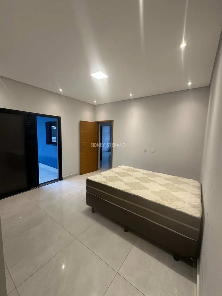 Casa, 4 quartos, 235 m² - Foto 3