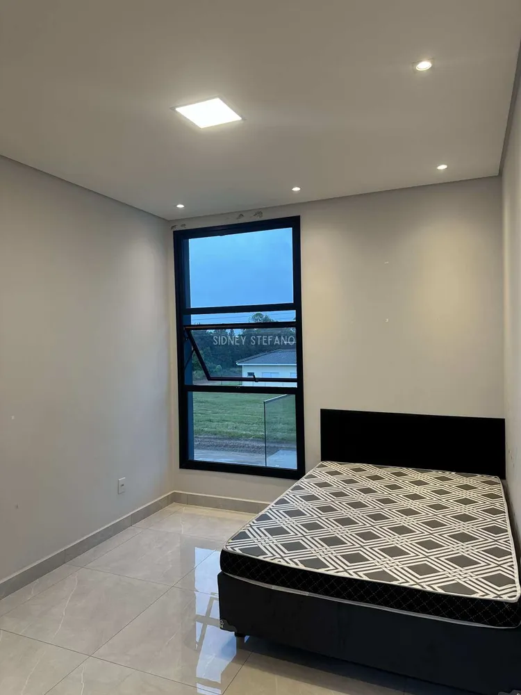 Casa, 4 quartos, 235 m² - Foto 4