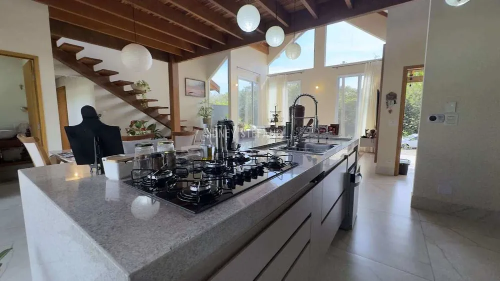 Casa, 3 quartos, 240 m² - Foto 5