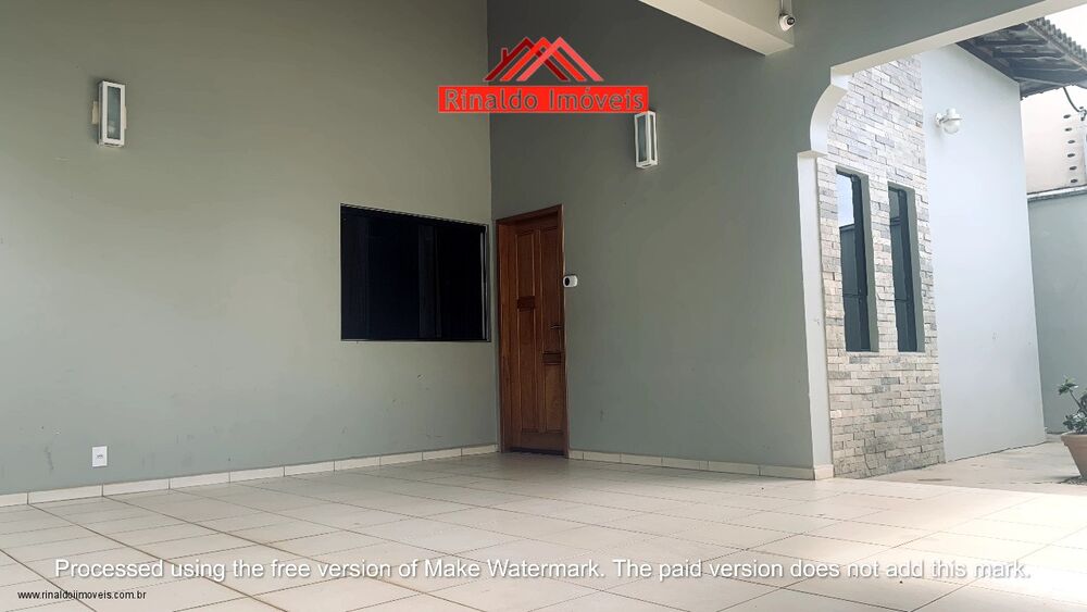 Casa à venda com 3 quartos - Foto 1