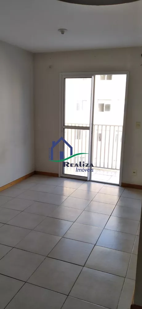 Apartamento à venda com 2 quartos, 60m² - Foto 1