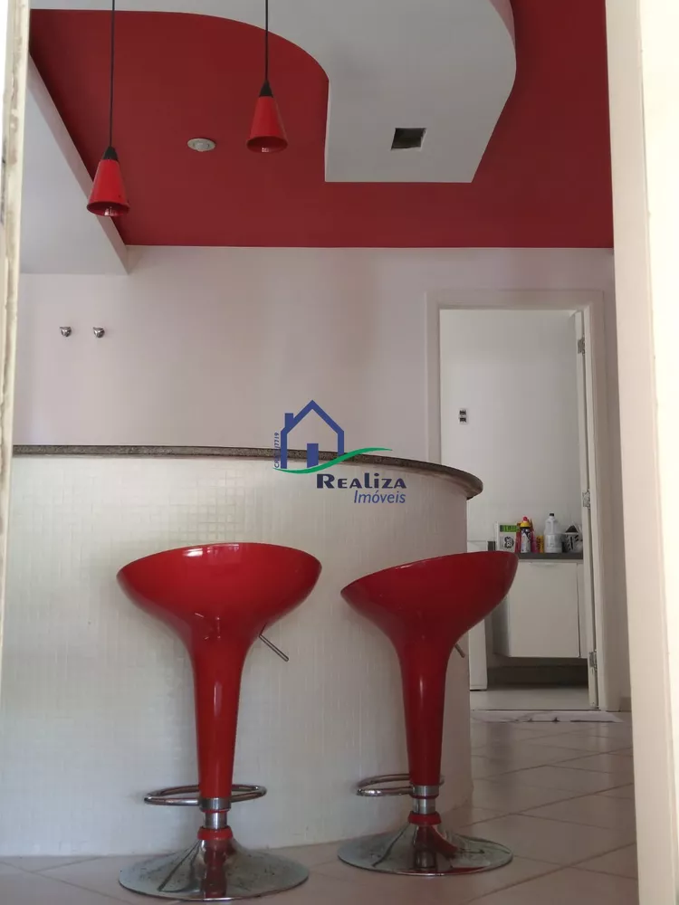 Casa, 5 quartos, 290 m² - Foto 1