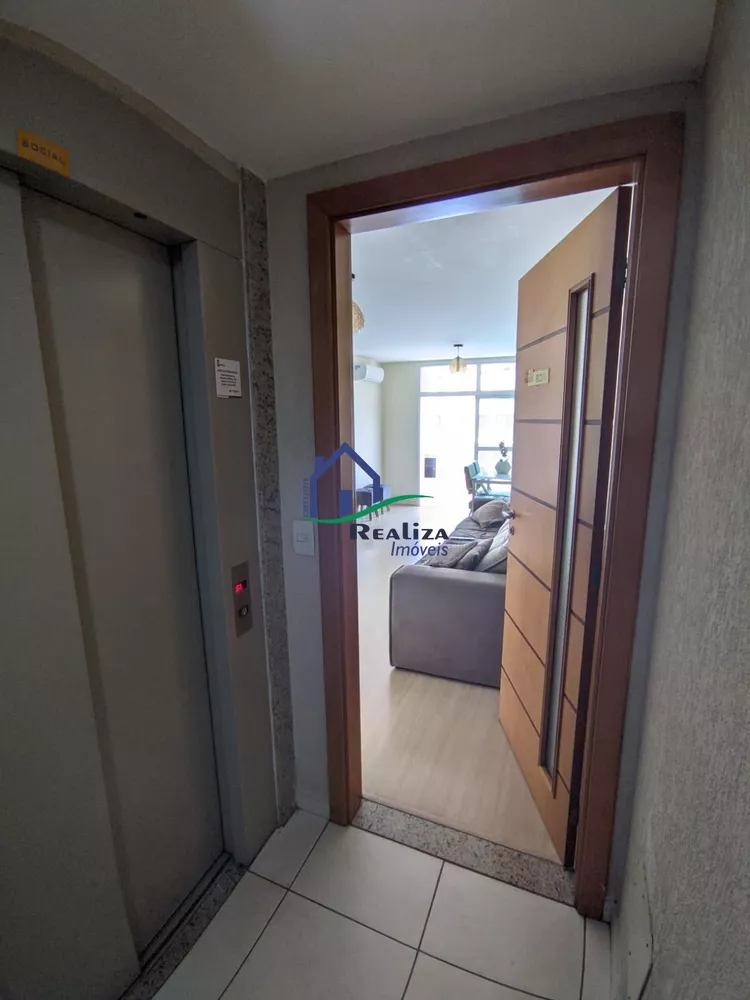 Apartamento à venda com 2 quartos, 75m² - Foto 2