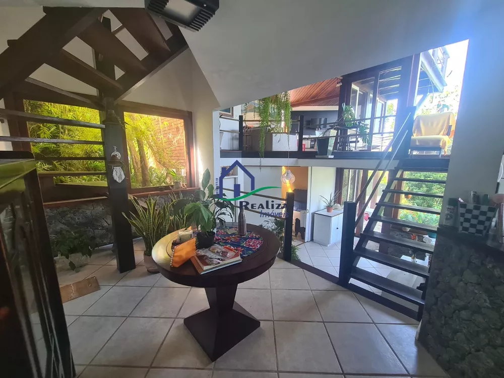 Casa, 3 quartos, 250 m² - Foto 7