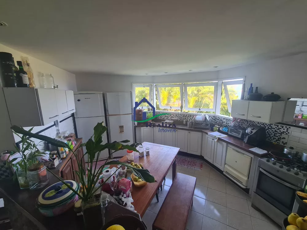 Casa, 3 quartos, 250 m² - Foto 4