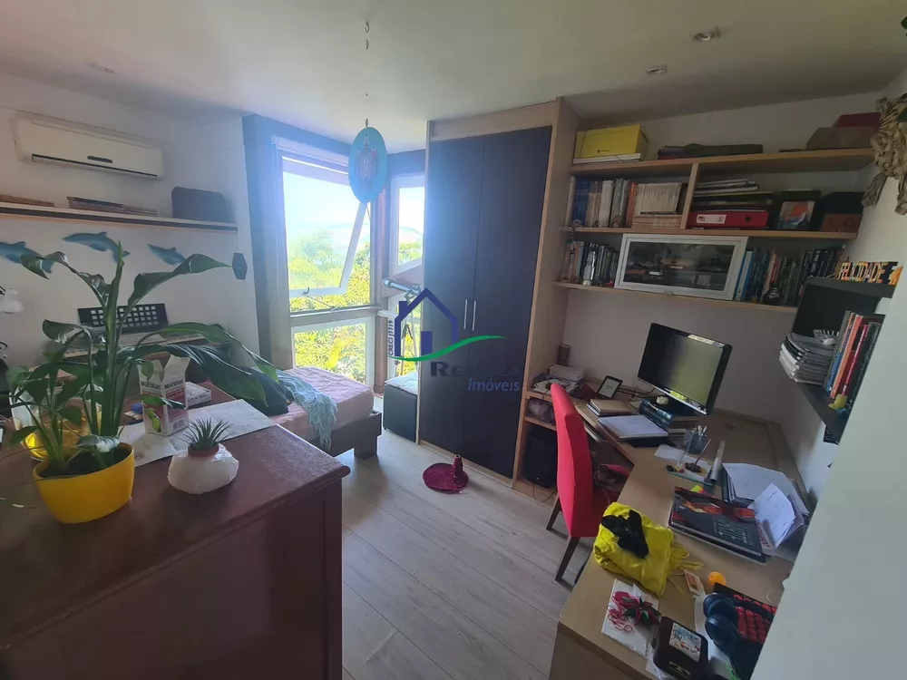 Casa, 3 quartos, 250 m² - Foto 11