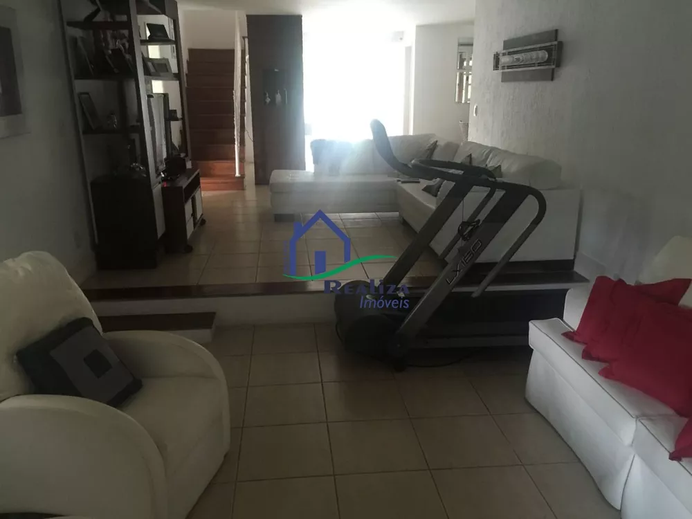 Casa à venda com 3 quartos, 400m² - Foto 3