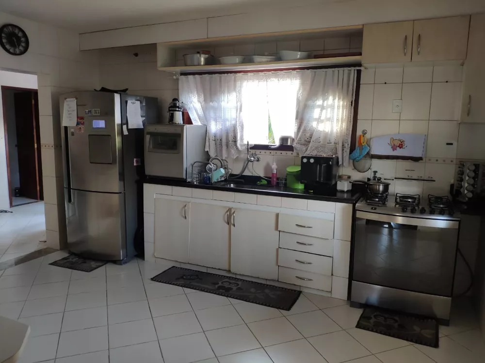 Casa, 6 quartos, 245 m² - Foto 11