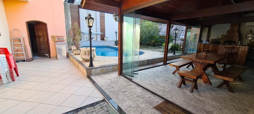 Casa, 6 quartos, 245 m² - Foto 47