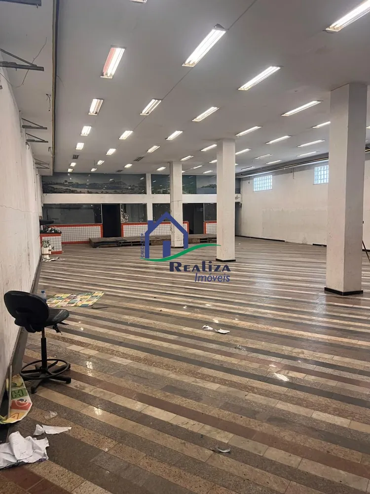 Loja-Salão, 600 m² - Foto 1