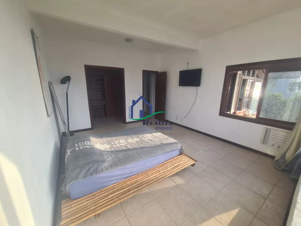 Casa, 4 quartos, 265 m² - Foto 13