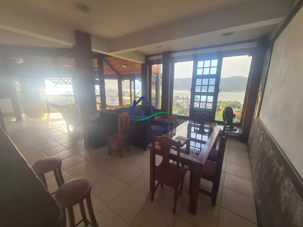 Casa, 4 quartos, 265 m² - Foto 15