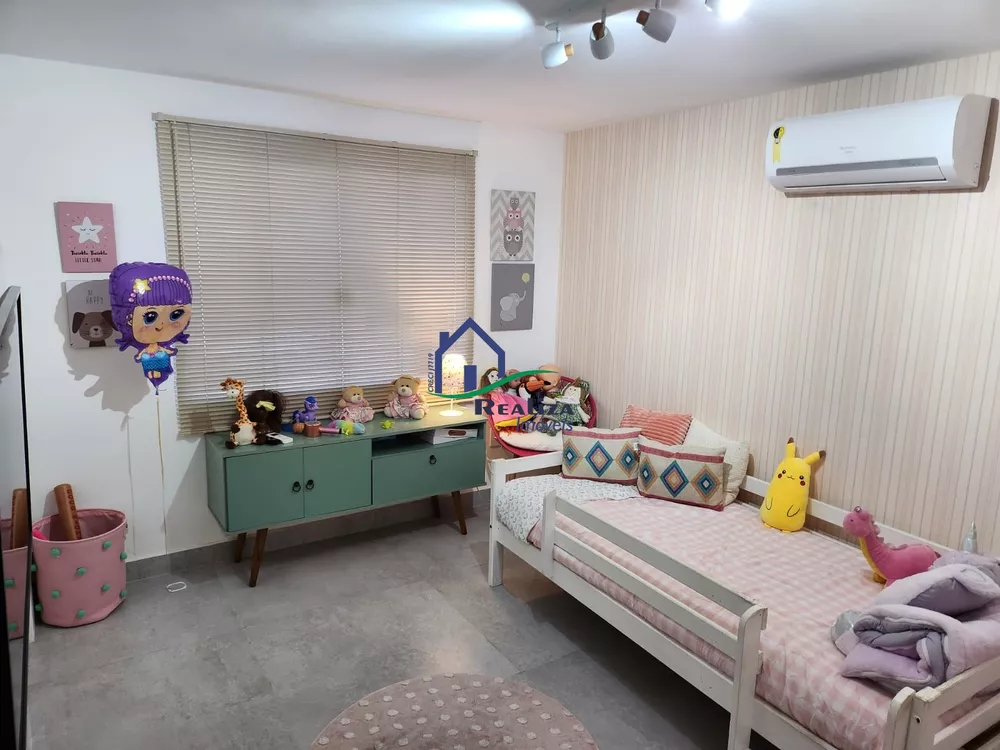 Casa, 4 quartos, 240 m² - Foto 15