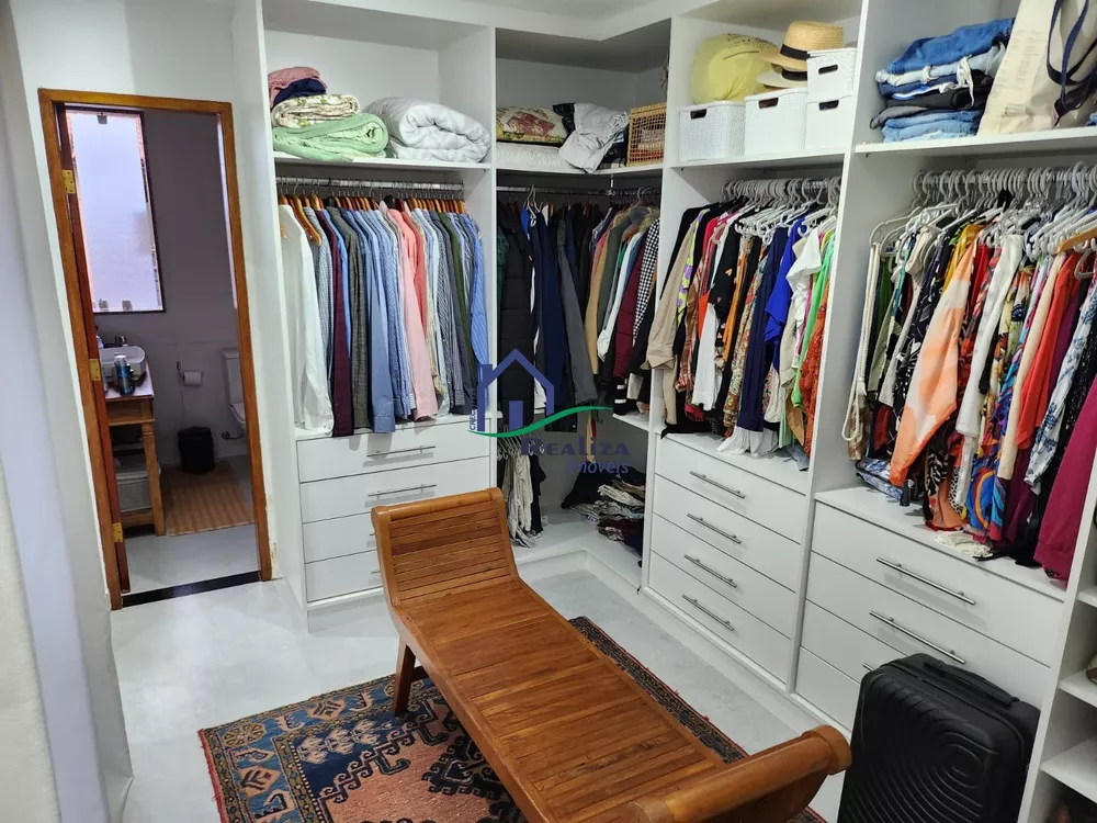 Casa, 4 quartos, 240 m² - Foto 27