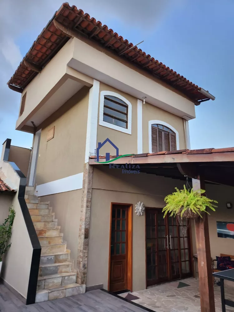 Casa, 4 quartos, 240 m² - Foto 3