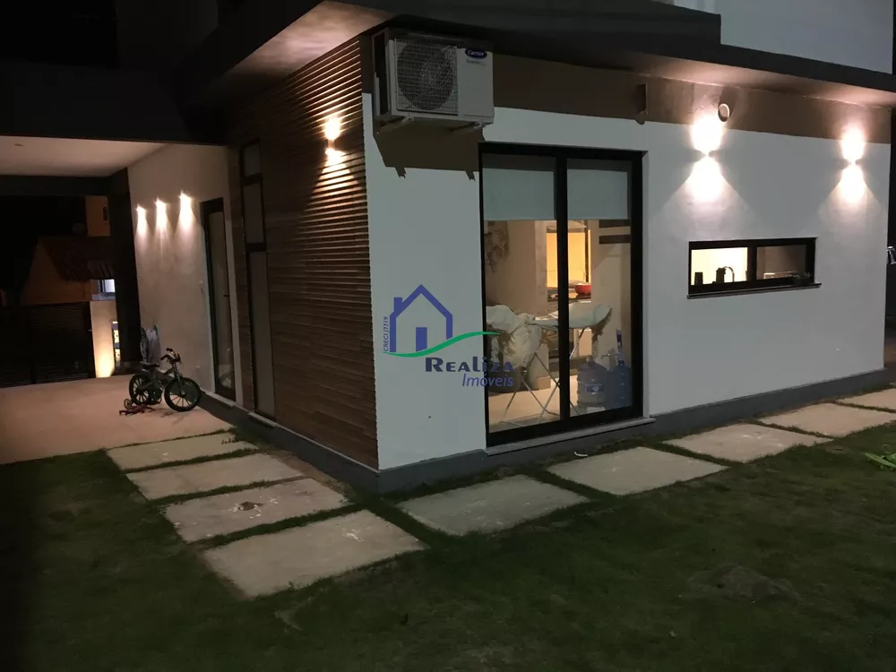 Casa, 4 quartos, 220 m² - Foto 2