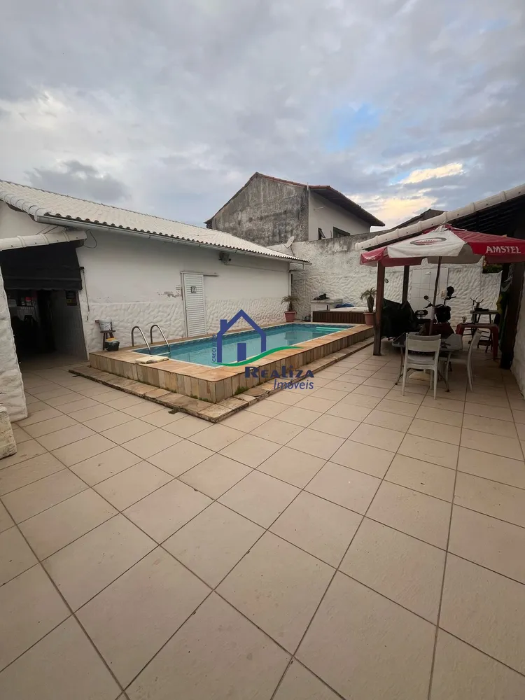 Casa, 2 quartos, 380 m² - Foto 1