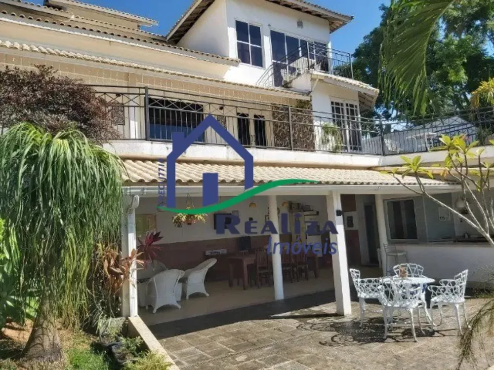 Casa à venda com 4 quartos, 470m² - Foto 1