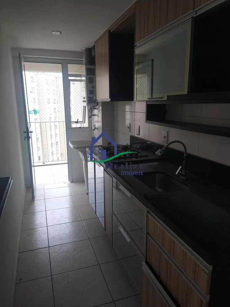 Apartamento à venda com 3 quartos, 65m² - Foto 4