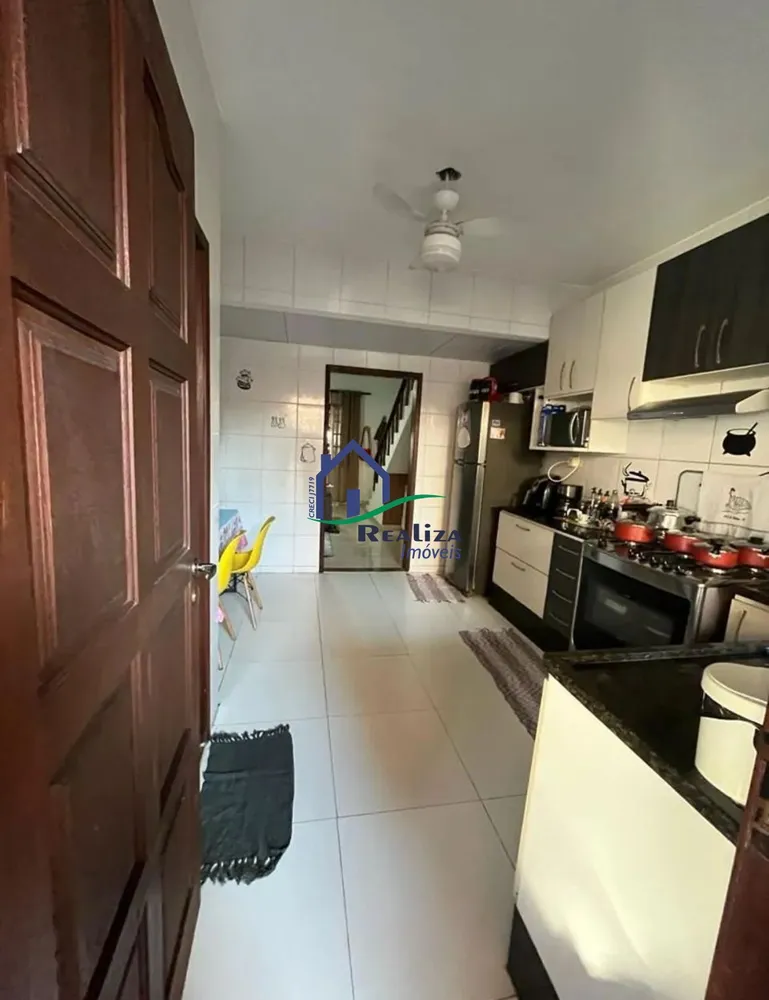 Casa, 2 quartos, 240 m² - Foto 2