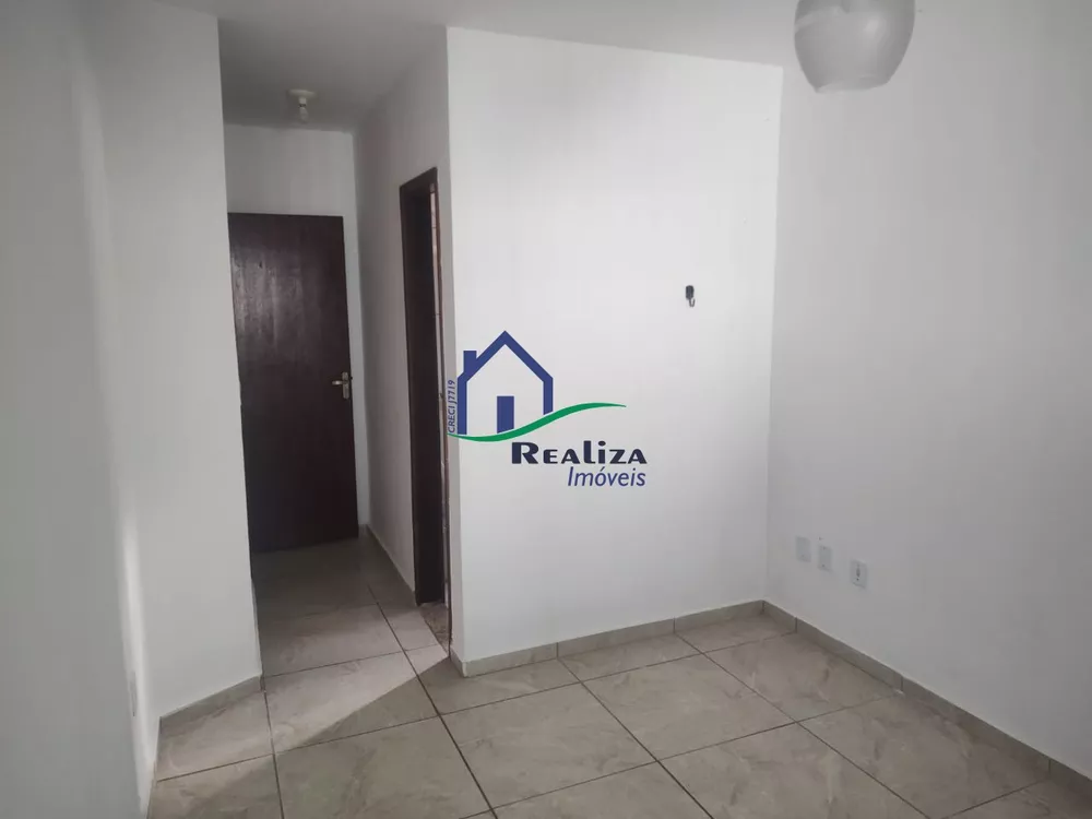 Casa à venda com 3 quartos, 300m² - Foto 4