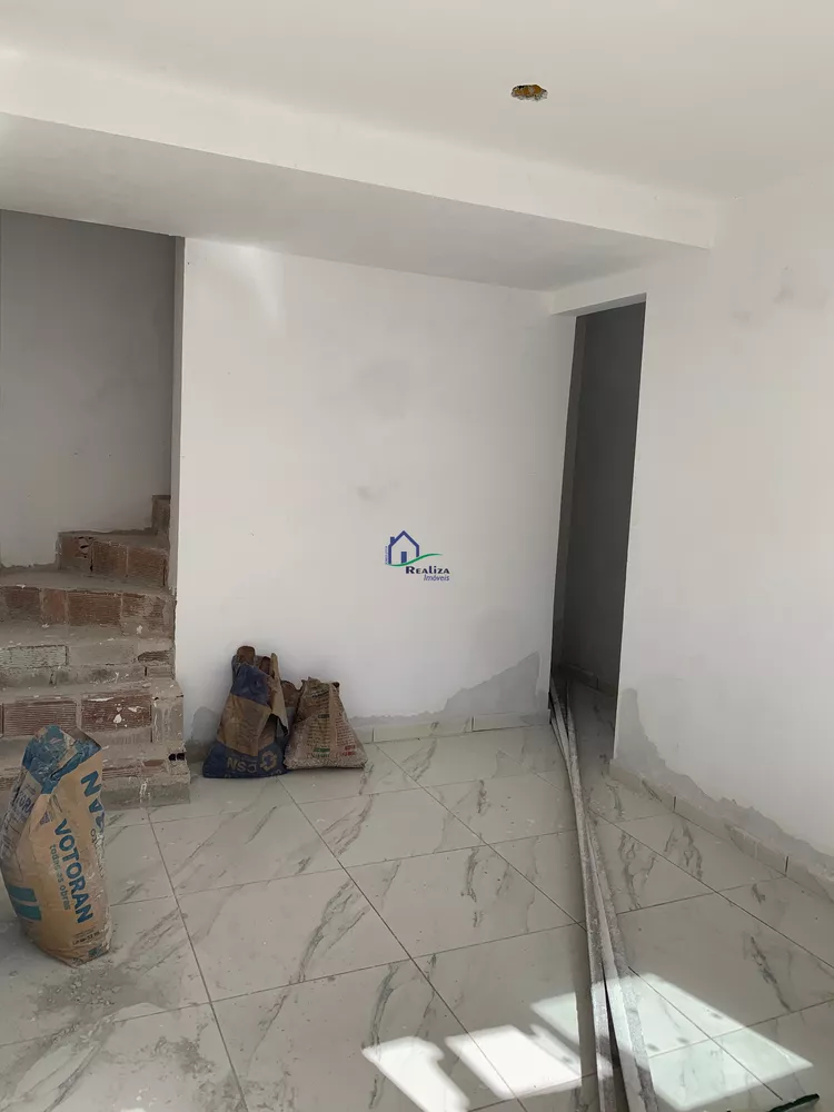 Casa, 2 quartos, 70 m² - Foto 2