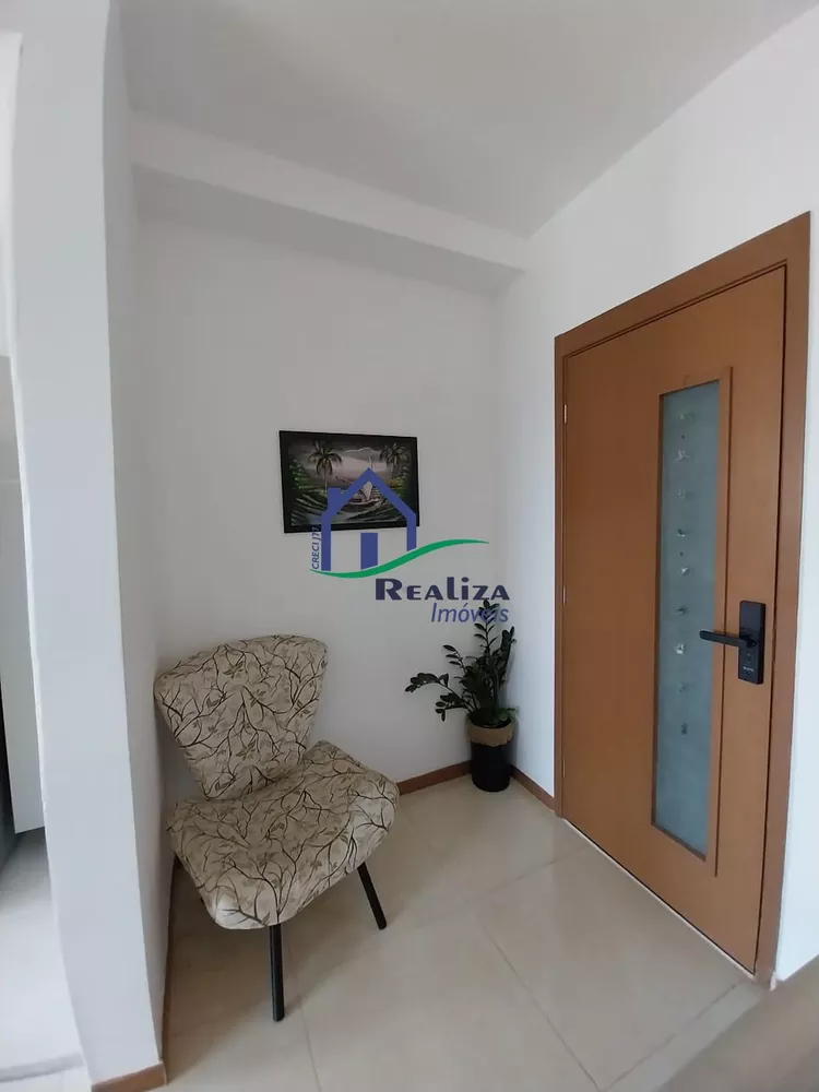 Apartamento à venda com 2 quartos, 65m² - Foto 3