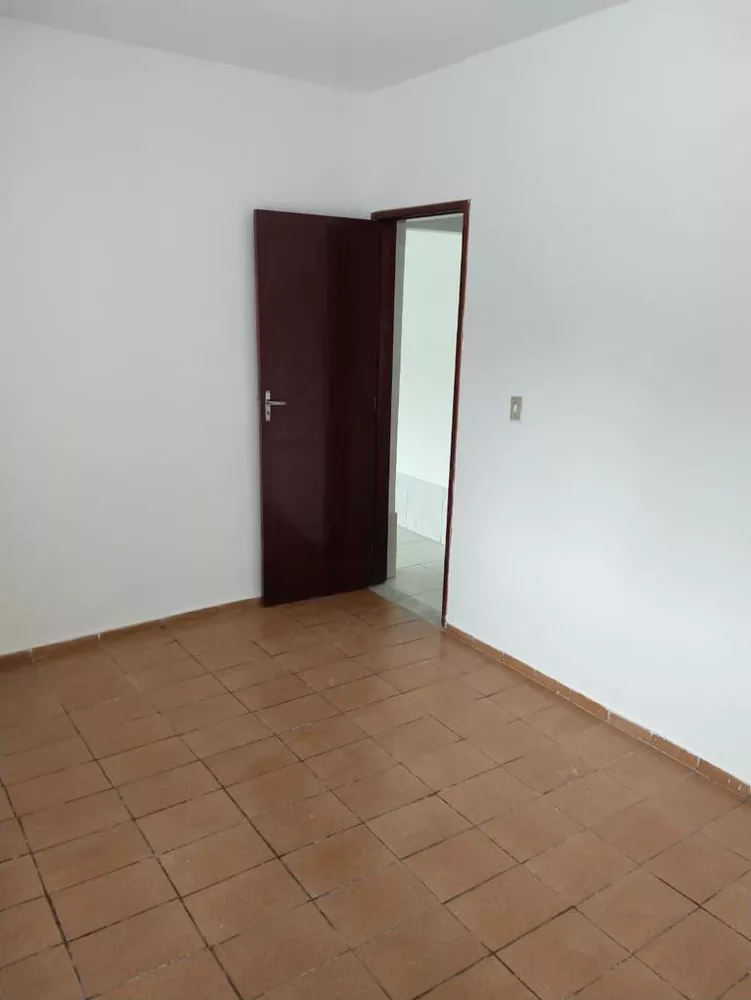 Casa, 3 quartos, 200 m² - Foto 3