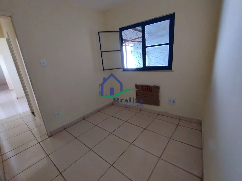 Casa à venda com 2 quartos, 98m² - Foto 4