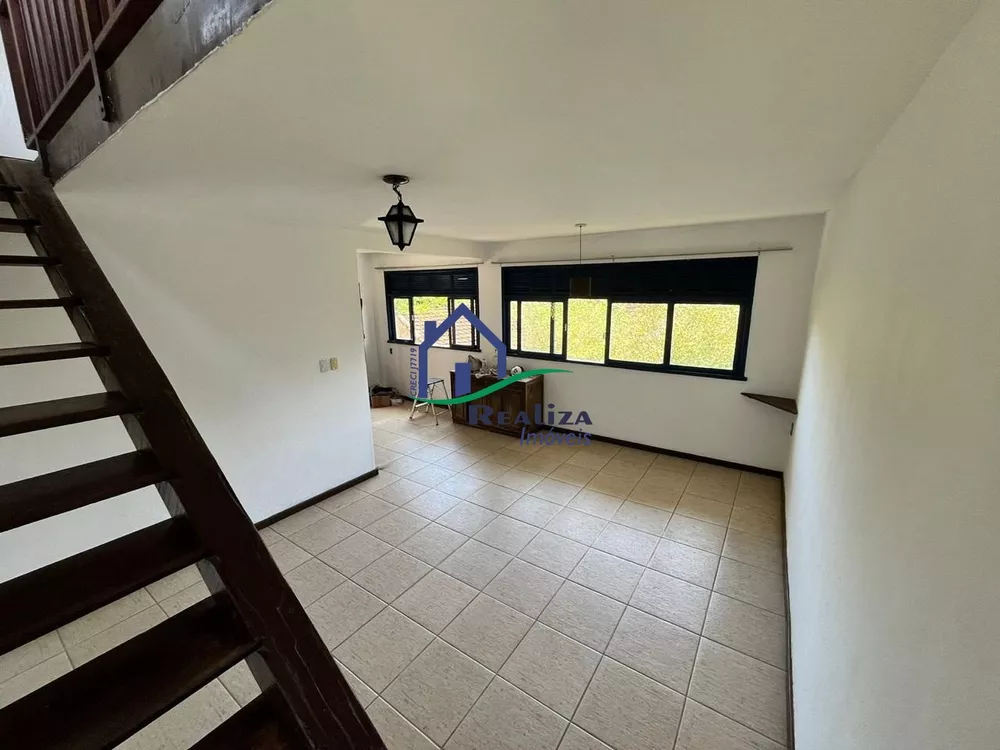 Casa, 3 quartos, 180 m² - Foto 1