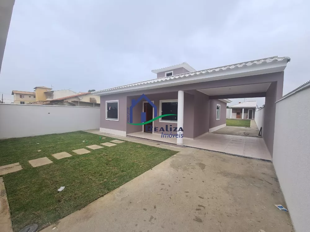 Casa à venda com 3 quartos, 110m² - Foto 1