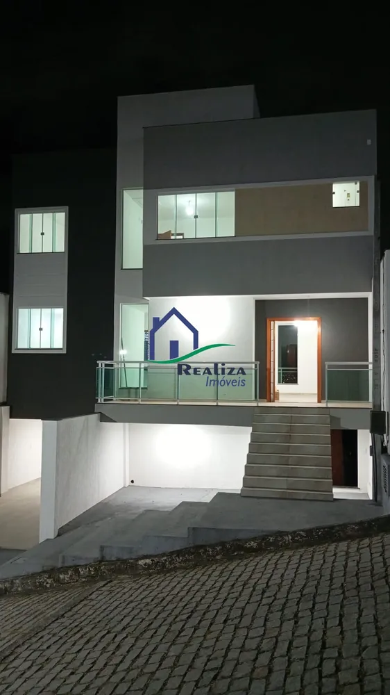 Casa, 3 quartos, 200 m² - Foto 1