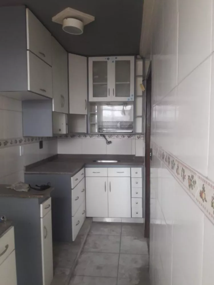 Apartamento à venda com 2 quartos, 70m² - Foto 1