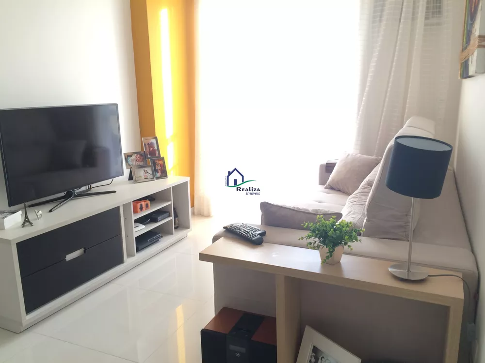 Apartamento à venda com 2 quartos, 60m² - Foto 2