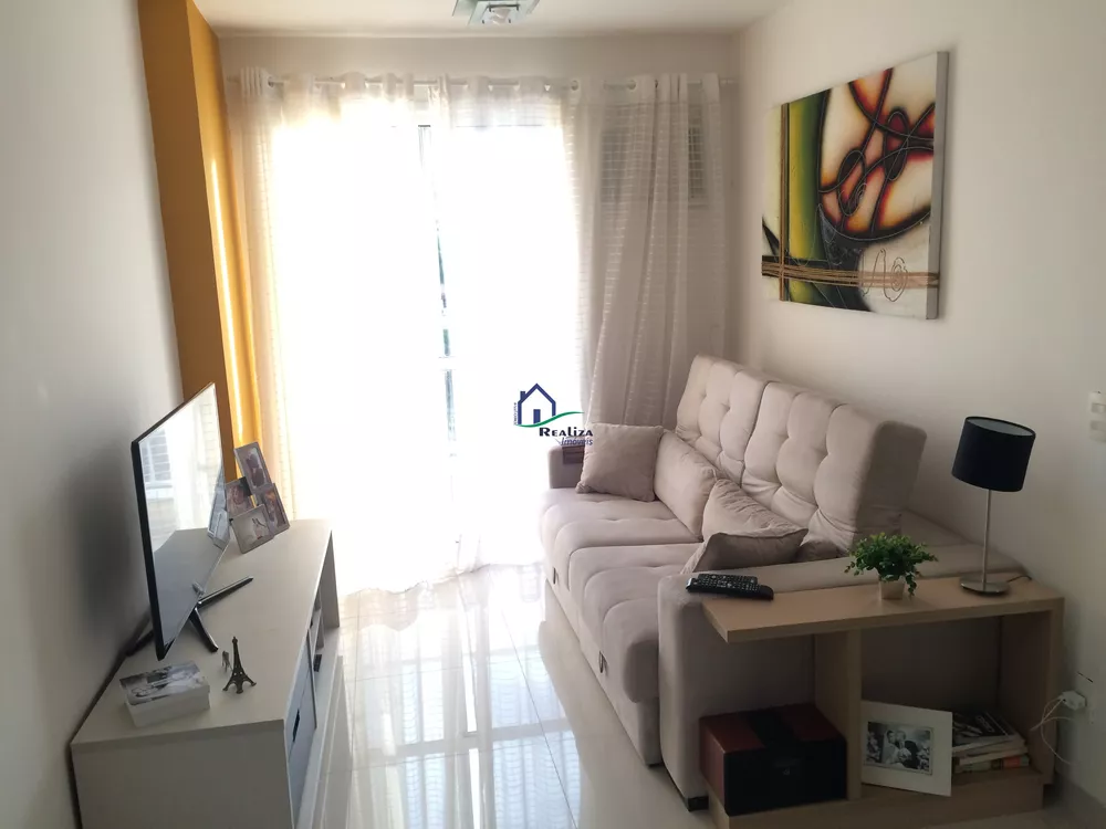 Apartamento à venda com 2 quartos, 60m² - Foto 1