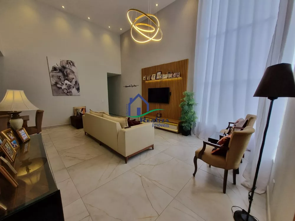 Casa à venda com 3 quartos, 191m² - Foto 3