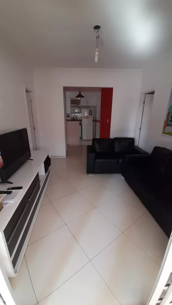 Casa à venda com 3 quartos, 170m² - Foto 2