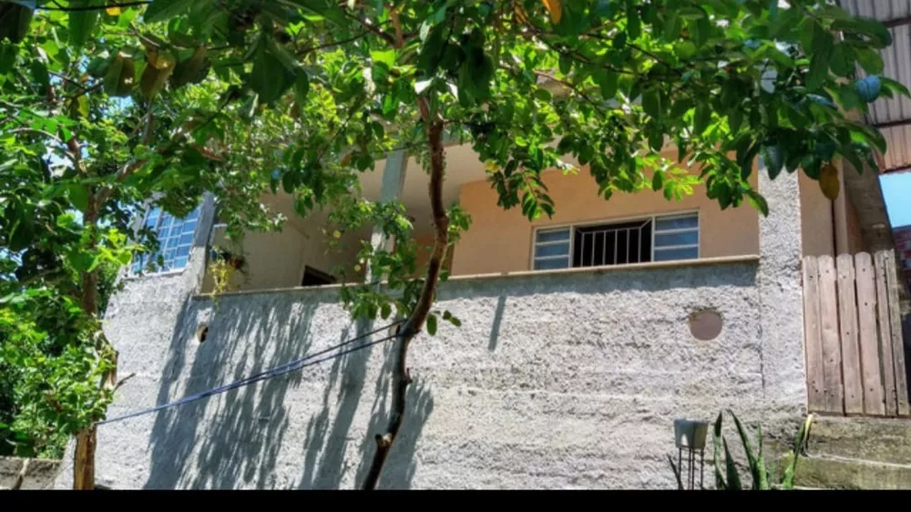 Casa, 2 quartos, 200 m² - Foto 1