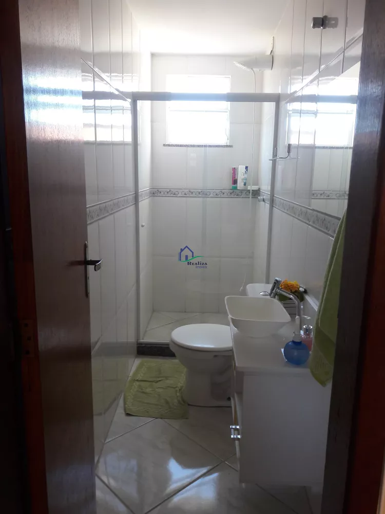 Apartamento à venda com 2 quartos, 70m² - Foto 4