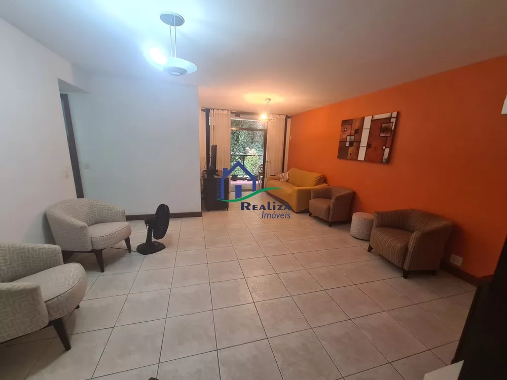 Apartamento à venda com 3 quartos, 167m² - Foto 1