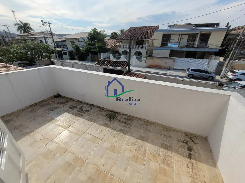 Casa, 6 quartos, 110 m² - Foto 2