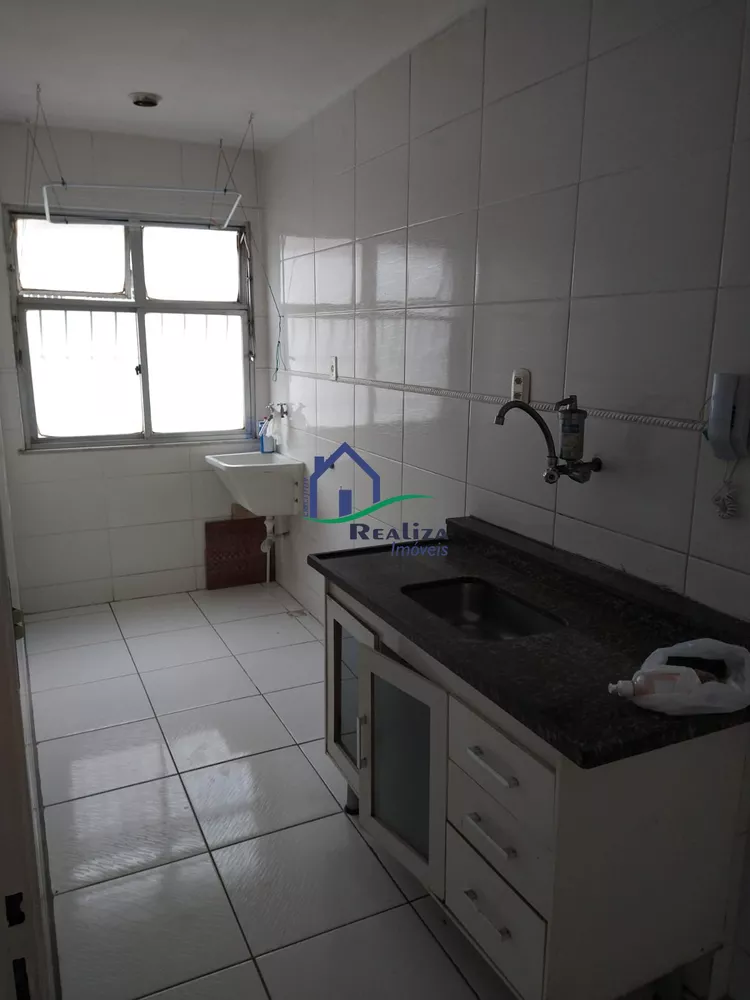 Apartamento à venda com 2 quartos, 65m² - Foto 4