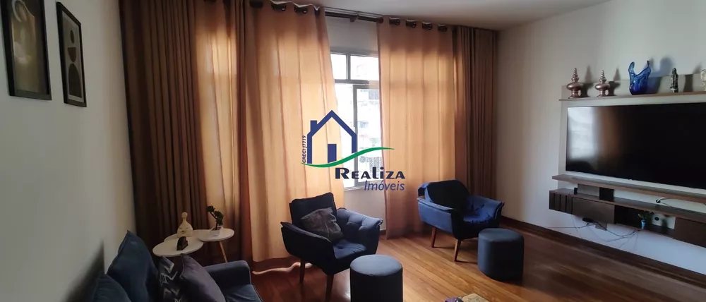 Apartamento à venda com 3 quartos, 220m² - Foto 1