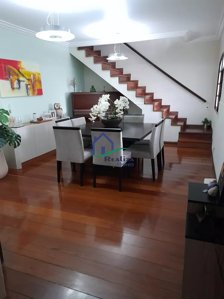 Casa, 6 quartos, 295 m² - Foto 9