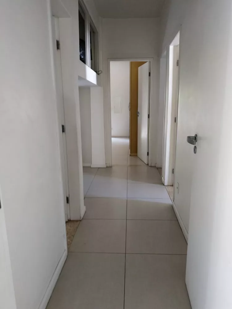 Casa à venda com 9 quartos, 705m² - Foto 3