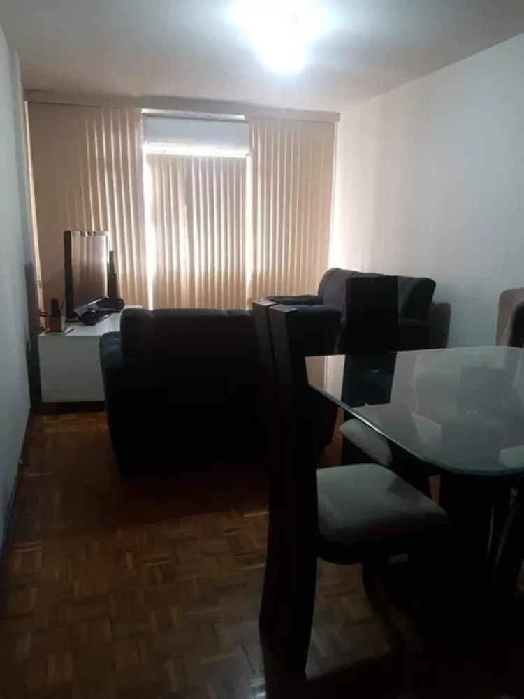 Apartamento à venda com 2 quartos, 66m² - Foto 1