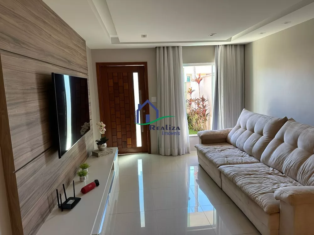 Casa, 3 quartos, 158 m² - Foto 1