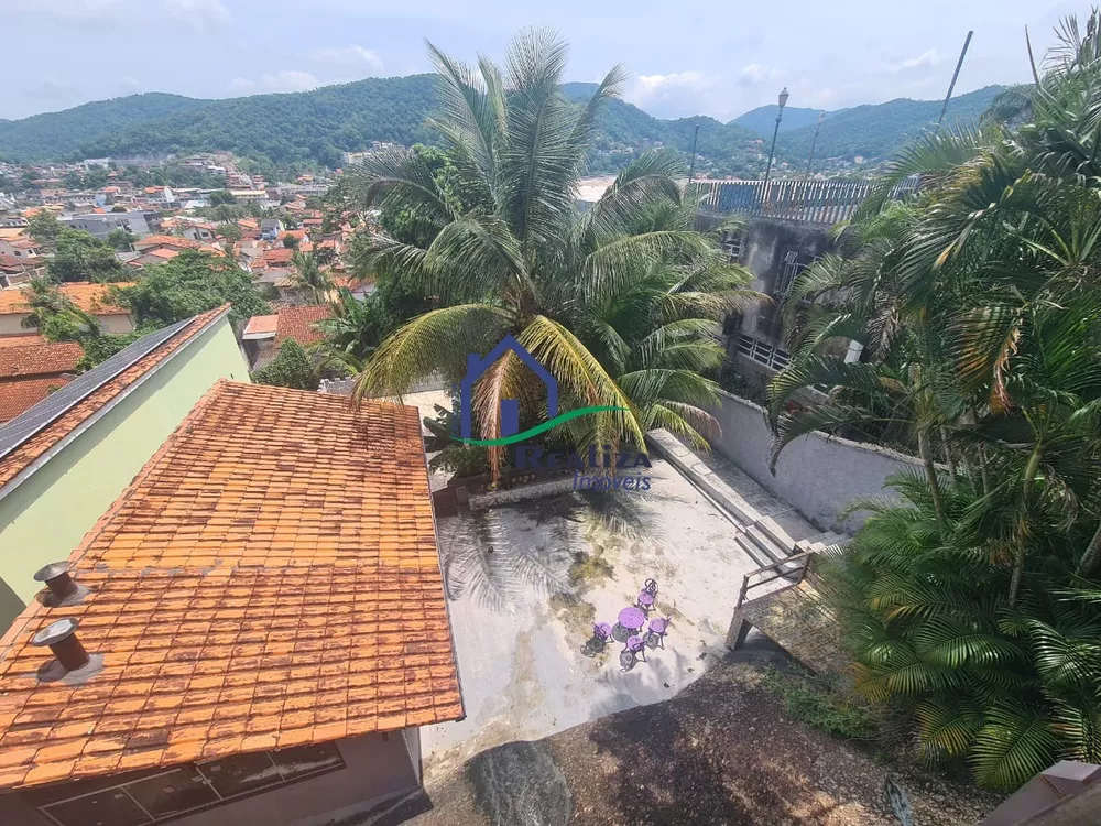 Casa, 2 quartos, 180 m² - Foto 1