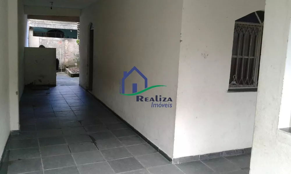 Casa à venda com 2 quartos, 200m² - Foto 3